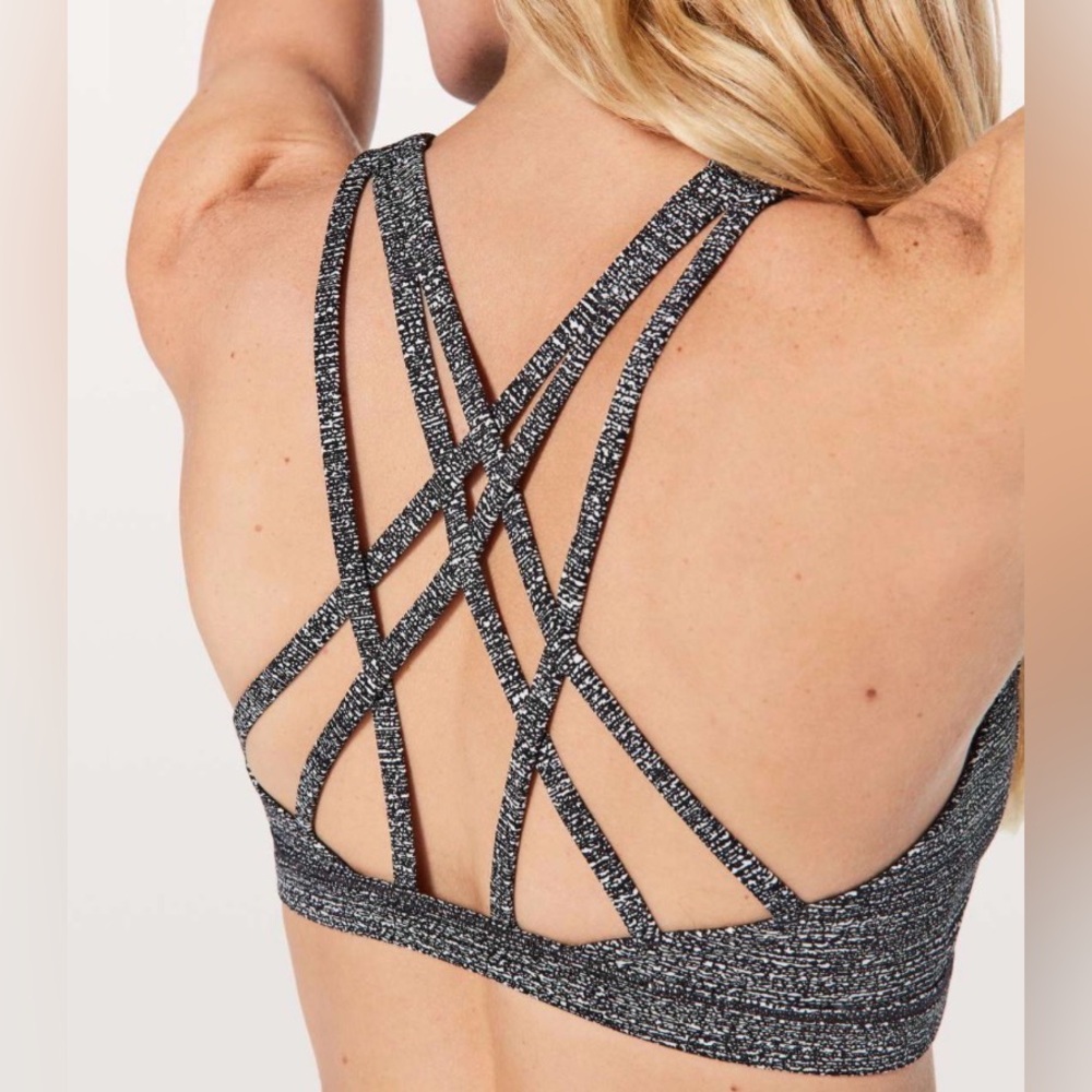 Lululemon Free To Be Serene Bra